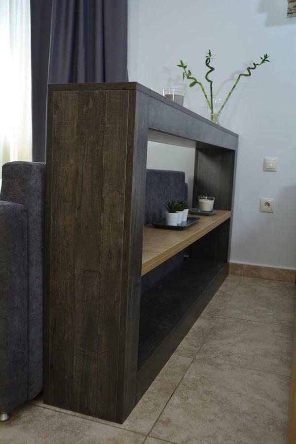Quiet Urban Studio With Private Backyard Salonic Exterior foto