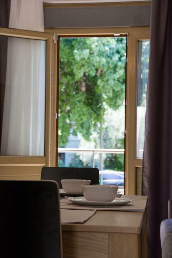 Quiet Urban Studio With Private Backyard Salonic Exterior foto